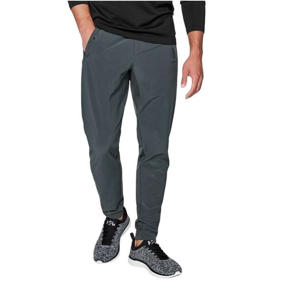 Lululemon Men's Chill Motion Pant Melanite Gray Size Small Water Repellent Train - Picture 1 of 9